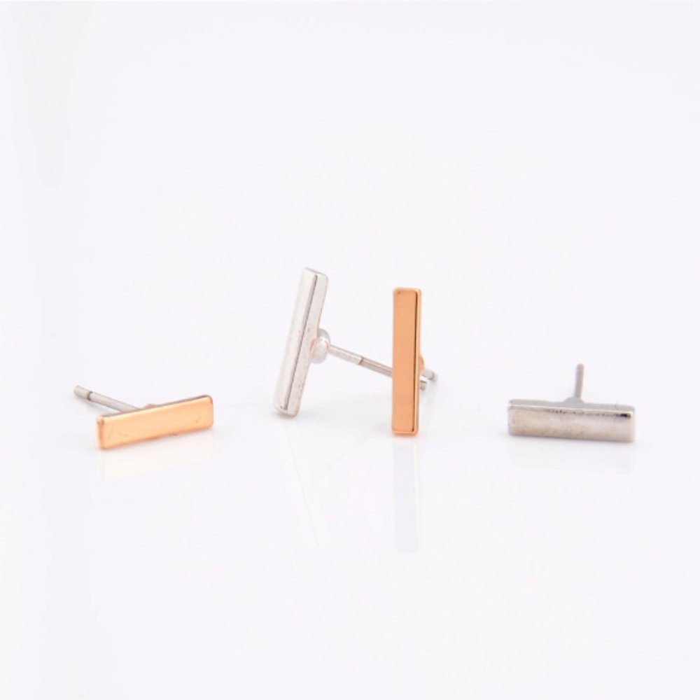 "Life is Short" Trendy Minimalist Stud Earrings - Picture 4 of 5